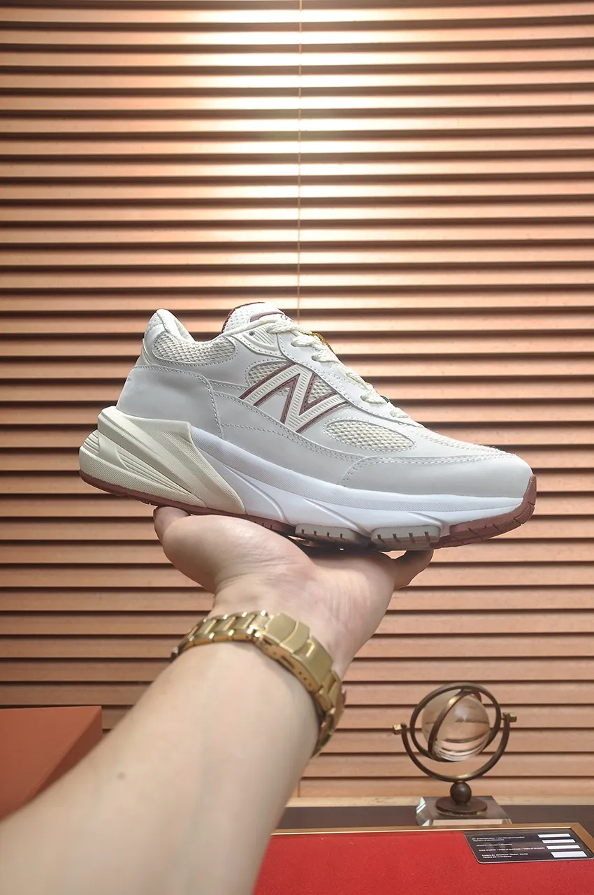 Ex-factory price 660💶LP new product on sale (couples model) Loro Piana sneakers｜Made of Wish imported cowhide fabric｜The upper is made of unique knitted fabric production technology｜Comprehensive one-to-one restoration of the counter process flow｜Additional original molded rubber three-color combination technology outsole｜Size: women 35-40, men 38-44.
